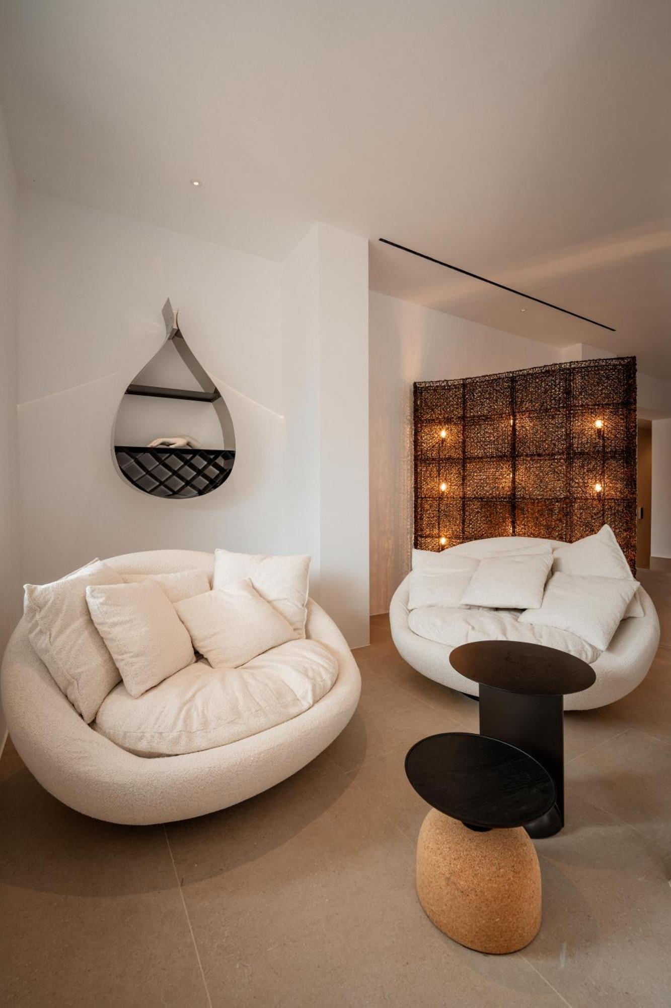 Muse Of Mykonos Luxury Suites Mykonos Town Exteriör bild