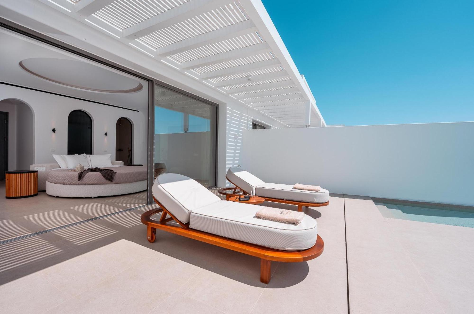 Muse Of Mykonos Luxury Suites Mykonos Town Exteriör bild